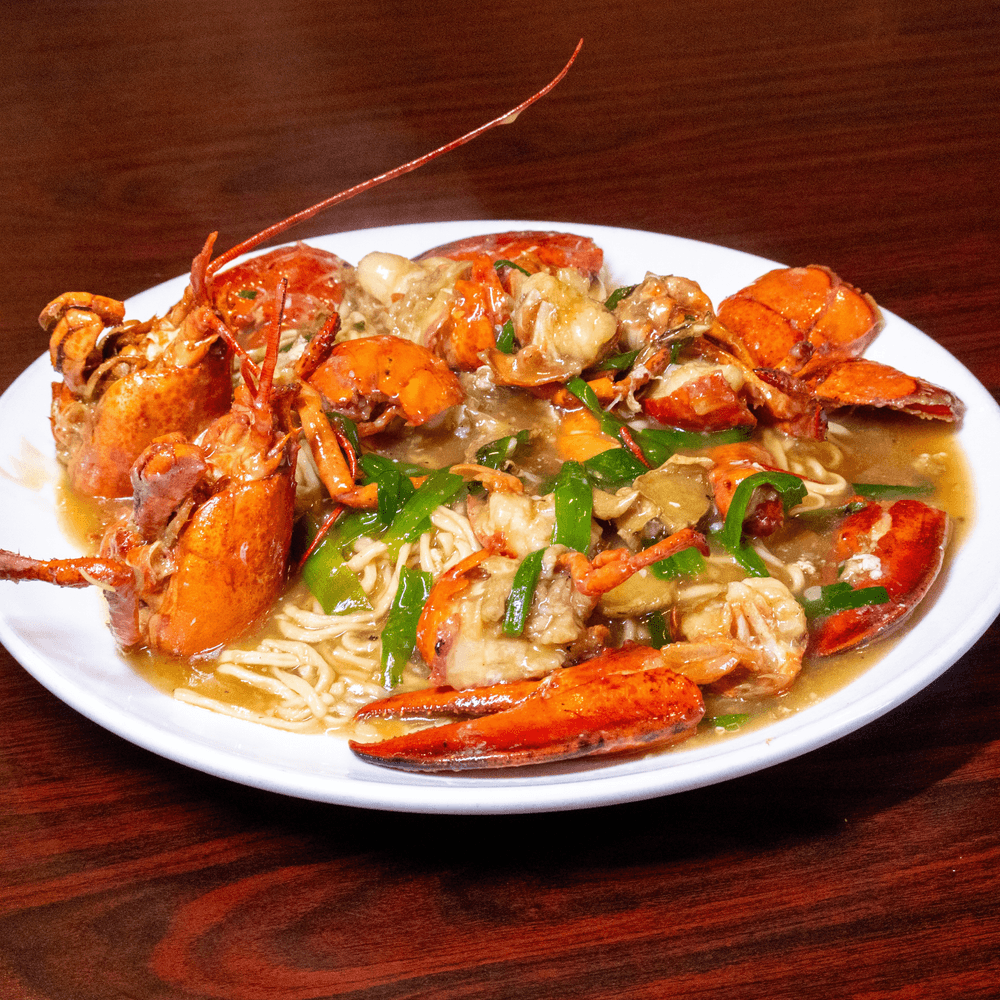 Double Lobster with Ginger and Scallion