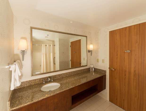 Images Hilton Indianapolis Hotel & Suites