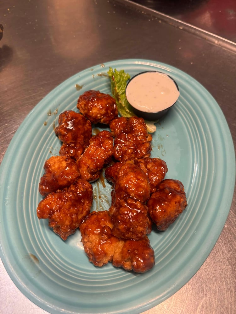 10 Boneless Wings