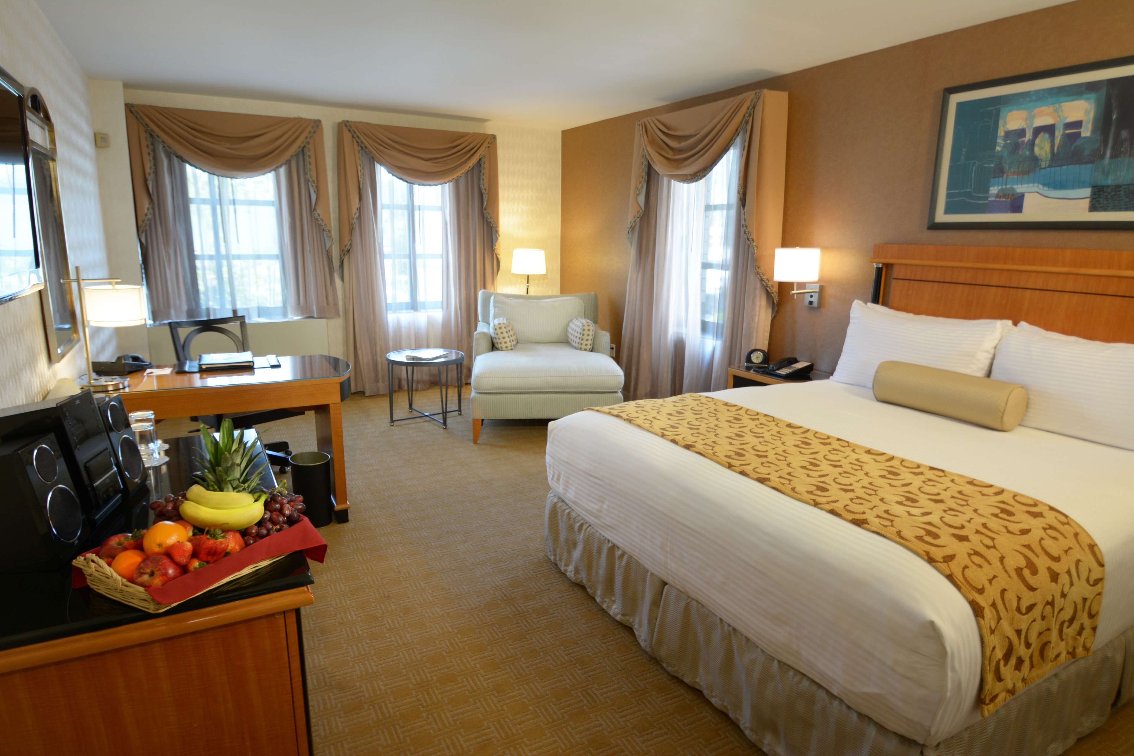 Inn at Great Neck, BW Premier Collection Photo