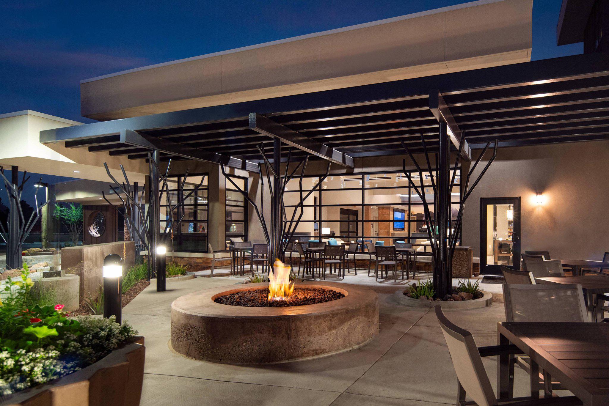 Residence Inn by Marriott Scottsdale Salt River Photo