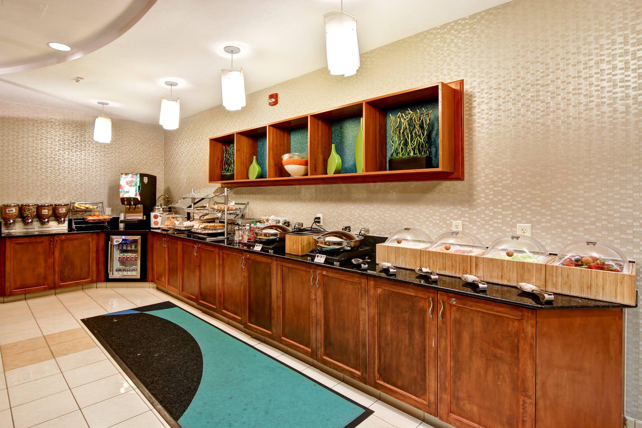 SpringHill Suites by Marriott Fresno Photo