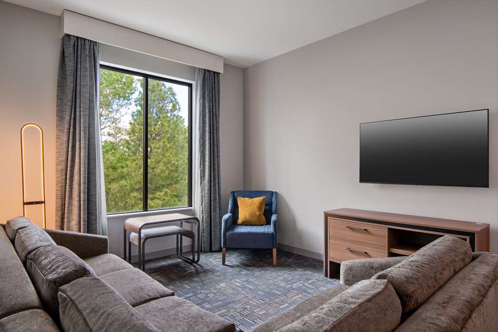Homewood Suites by Hilton Missoula Image