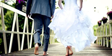 A Guide to Portable Restrooms for Your Outdoor Wedding