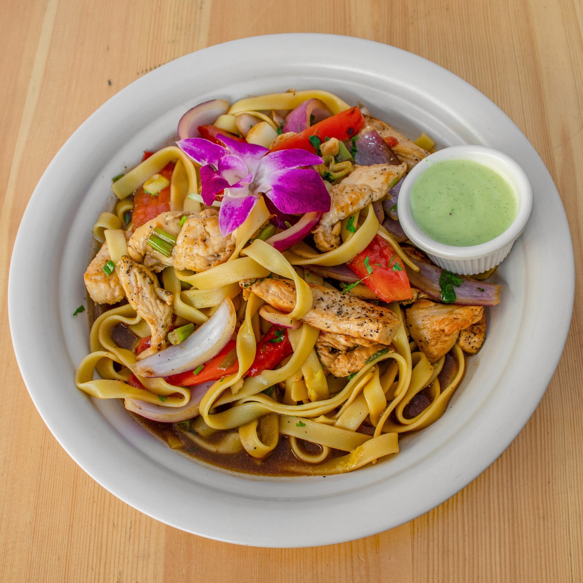 Tallarin Saltado Shrimp