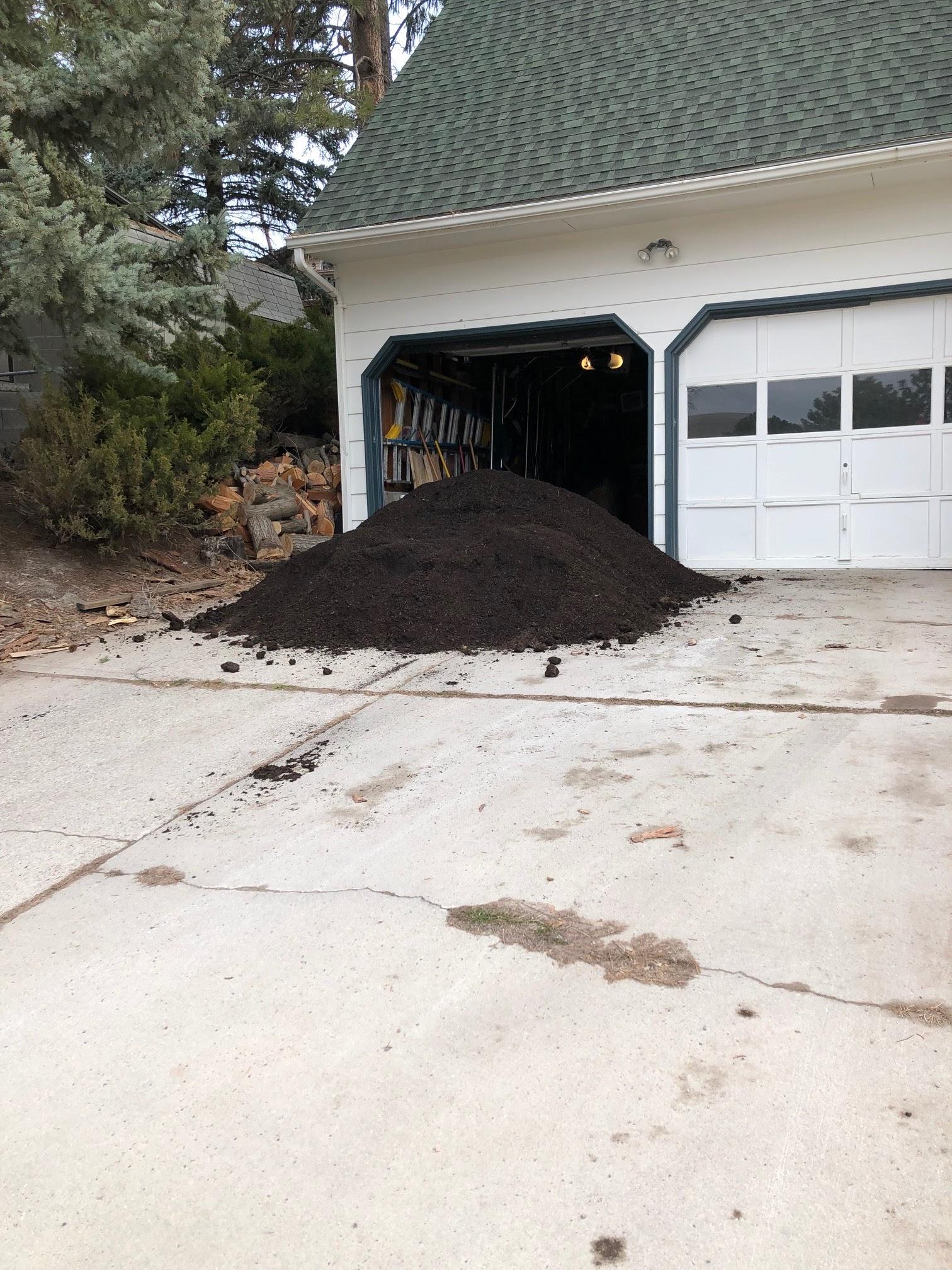 Little Dumps Missoula - Landscape Material Delivery Service Image