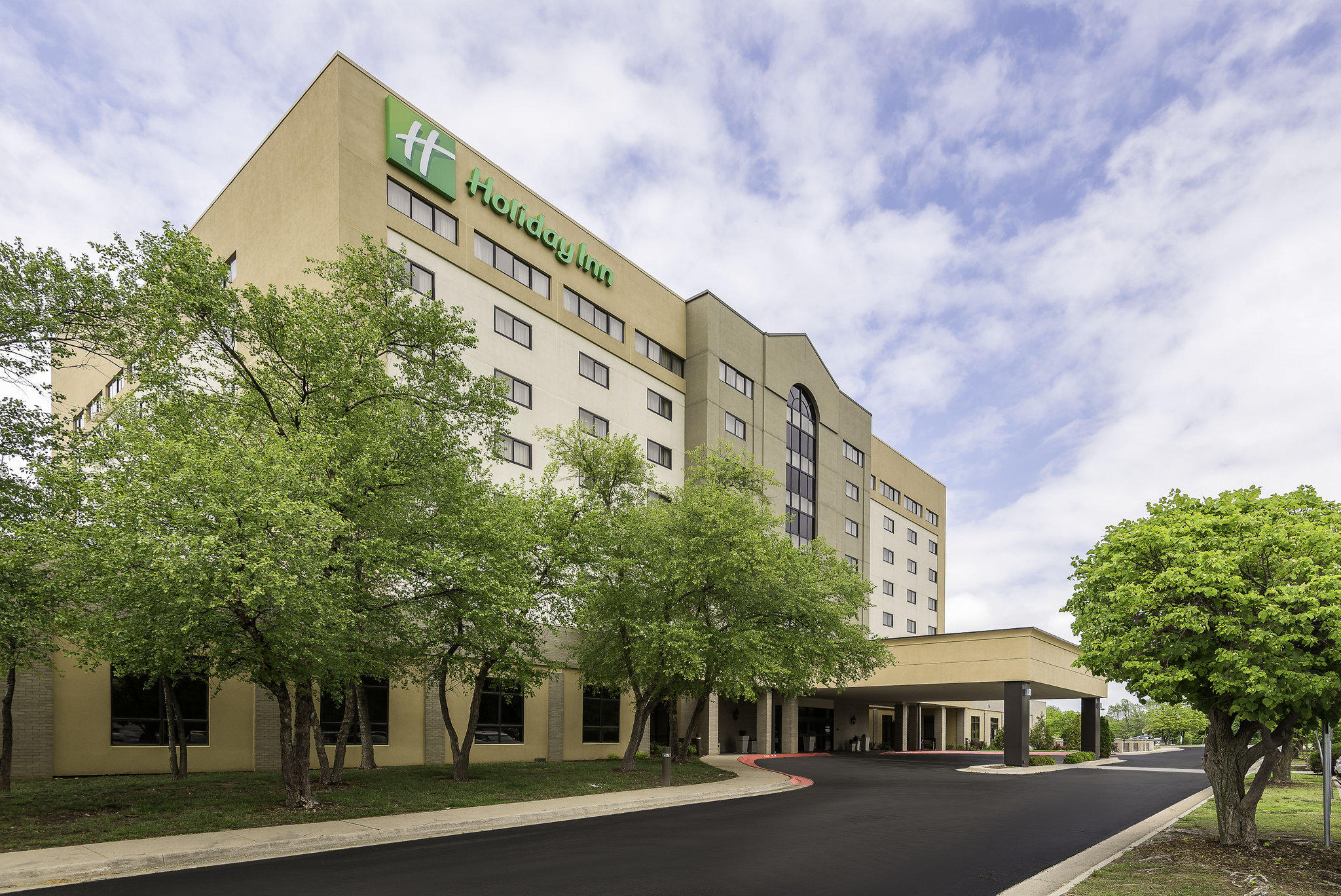 Holiday Inn Springdale/Fayetteville Area Photo