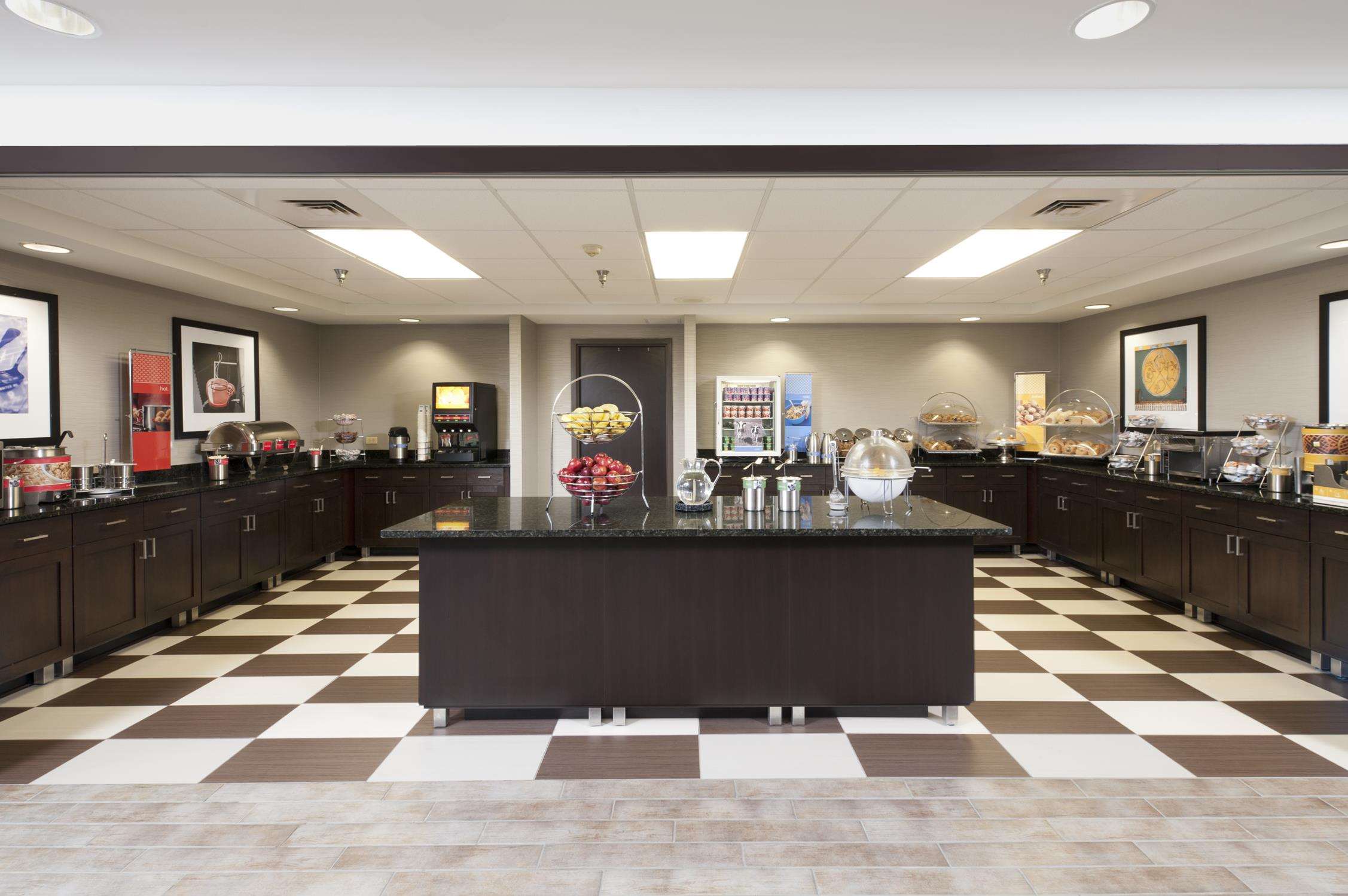 Hampton Inn & Suites Chicago/Lincolnshire Photo