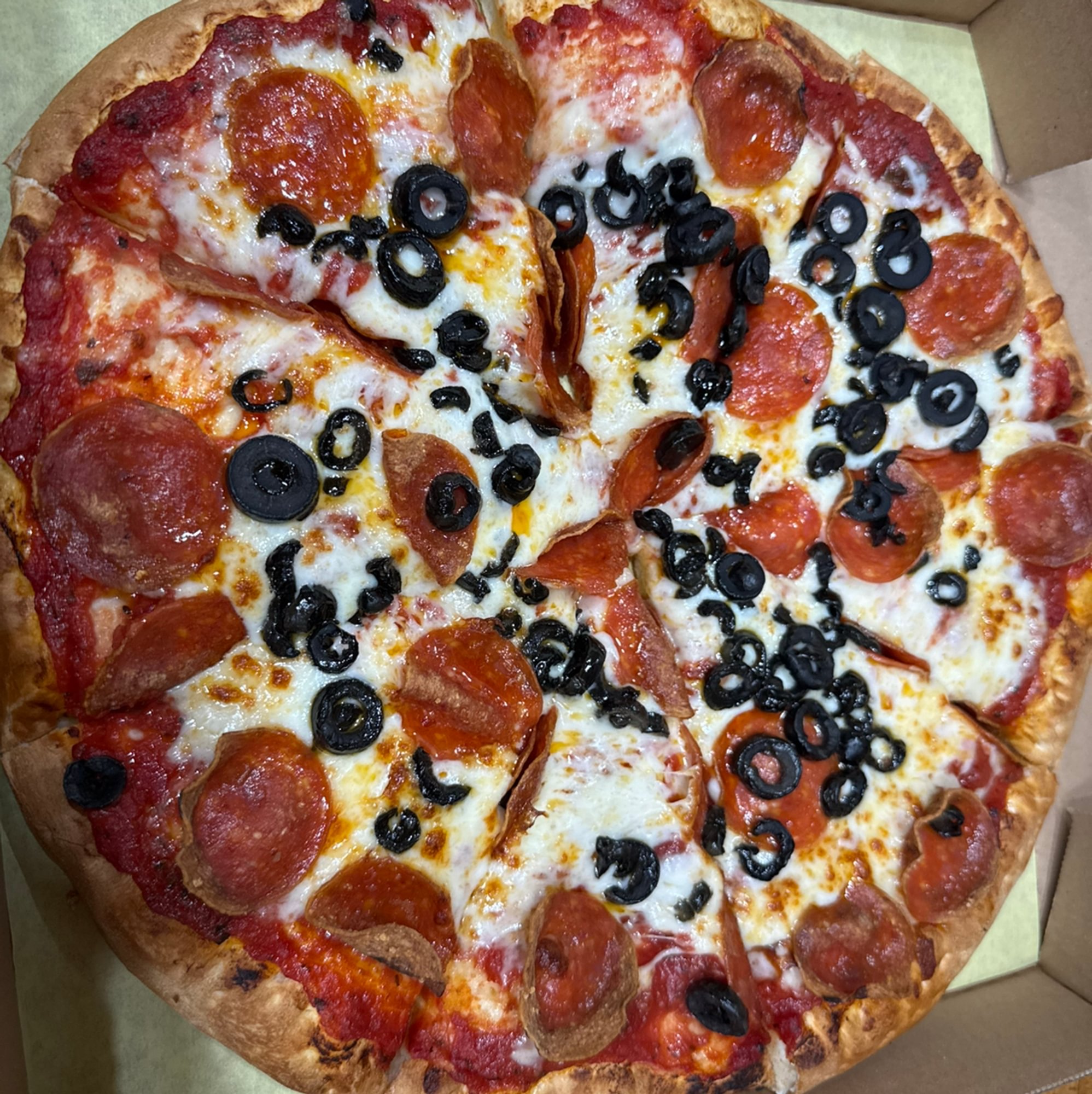 Pepperoni & Olives 