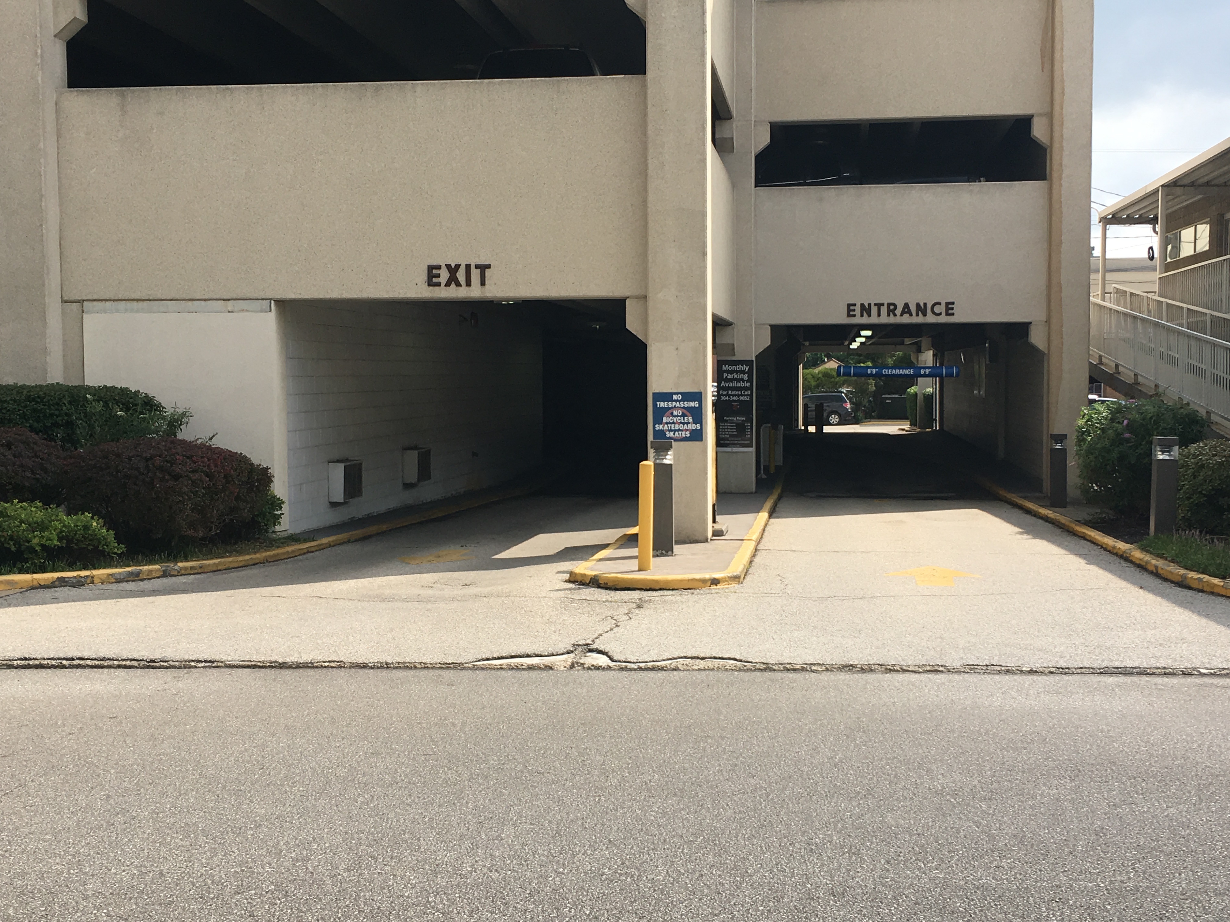 Thomas Hospital garage main entrance and exit.