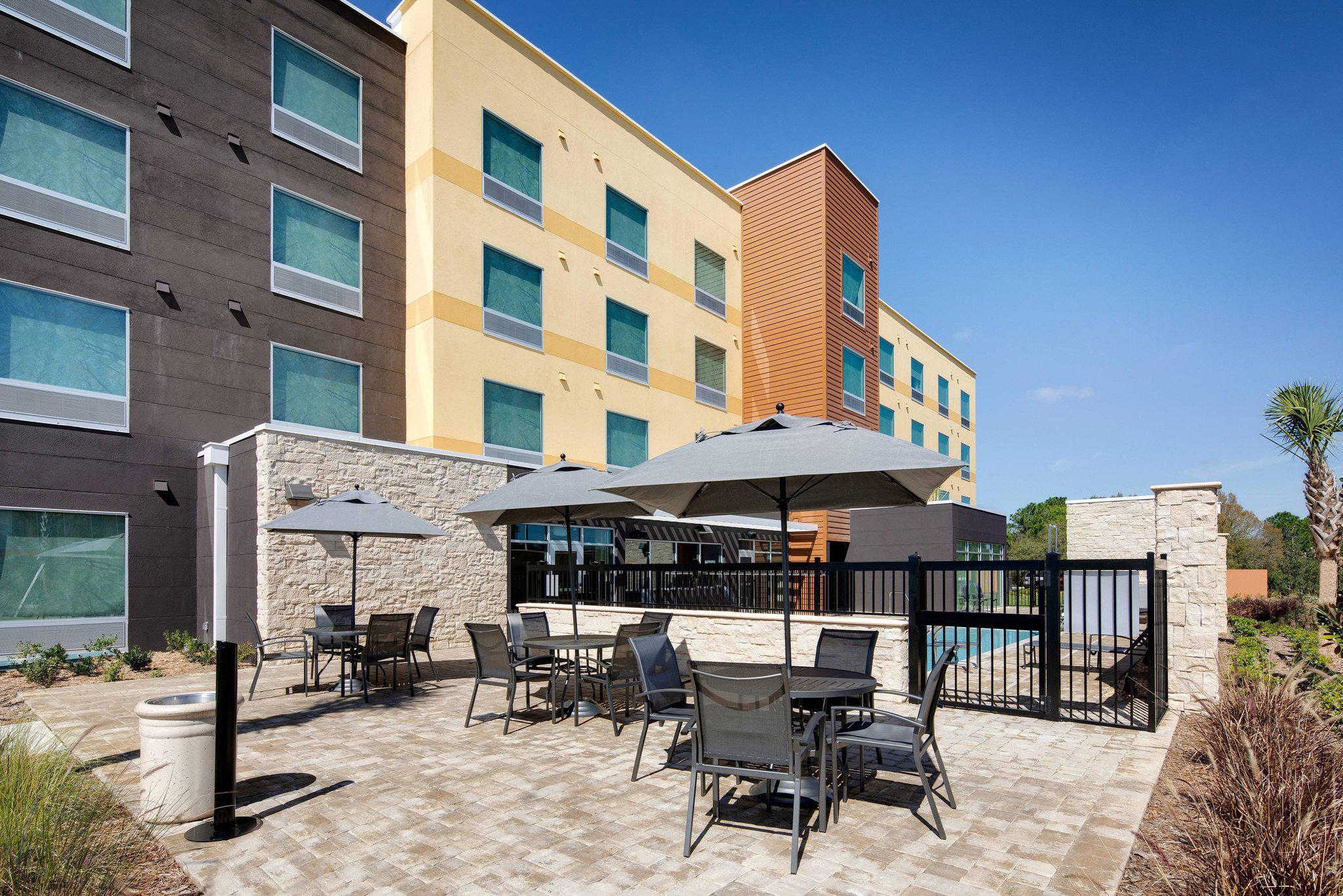 Fairfield Inn & Suites by Marriott Tampa Wesley Chapel Photo