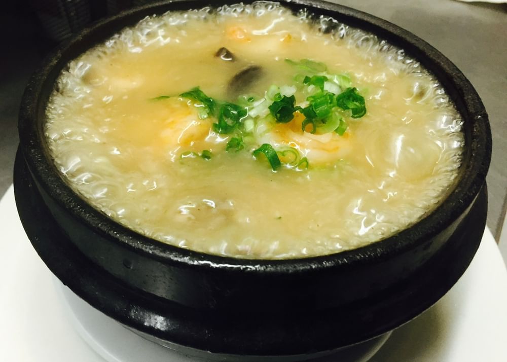 Clay Pot Prawns and Tofu