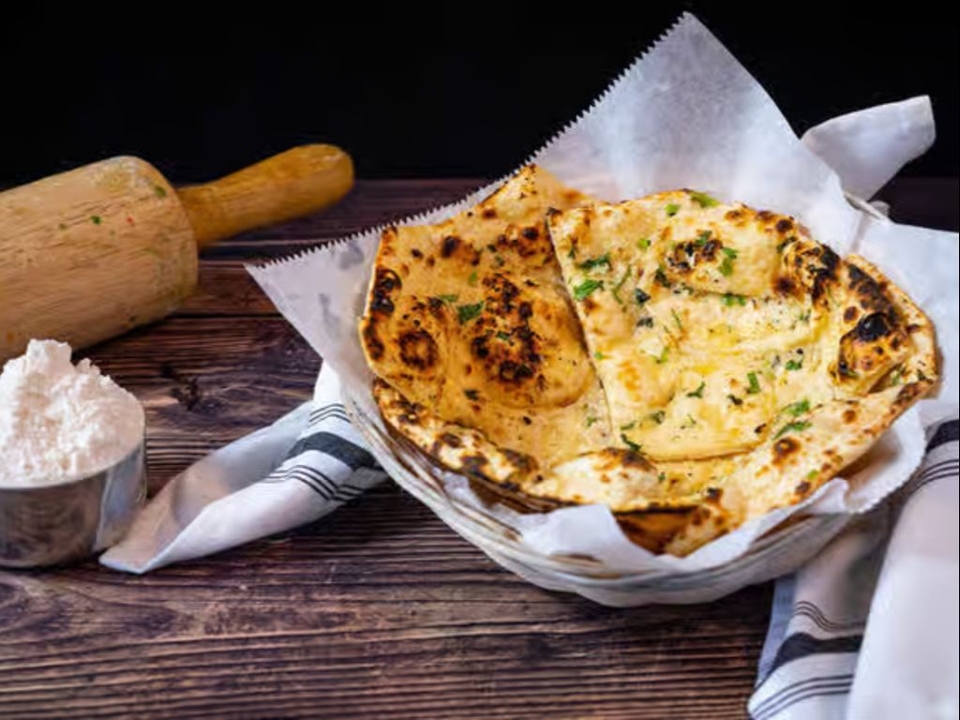 GARLIC NAAN