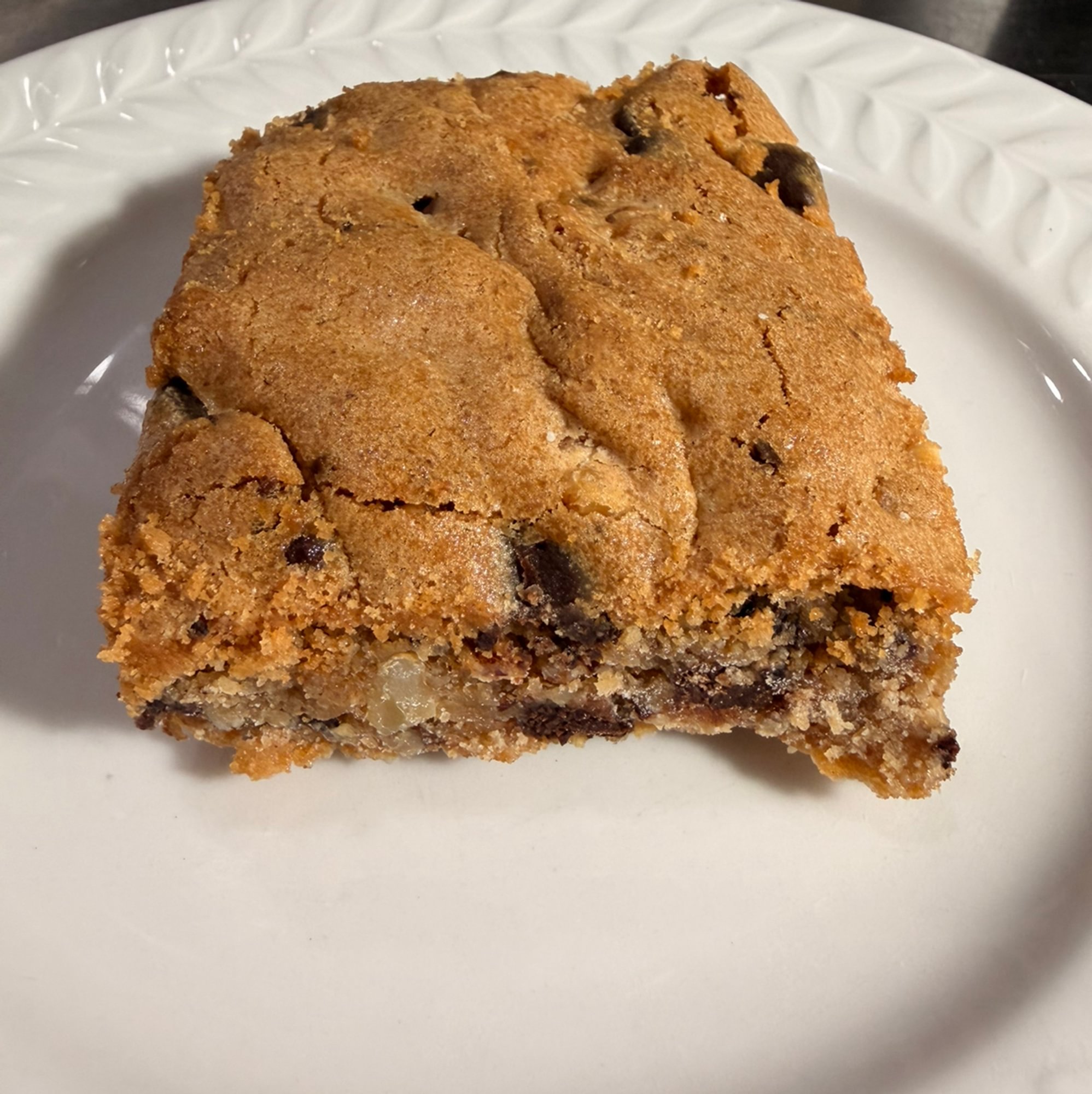 Blonde Brownie with Walnuts