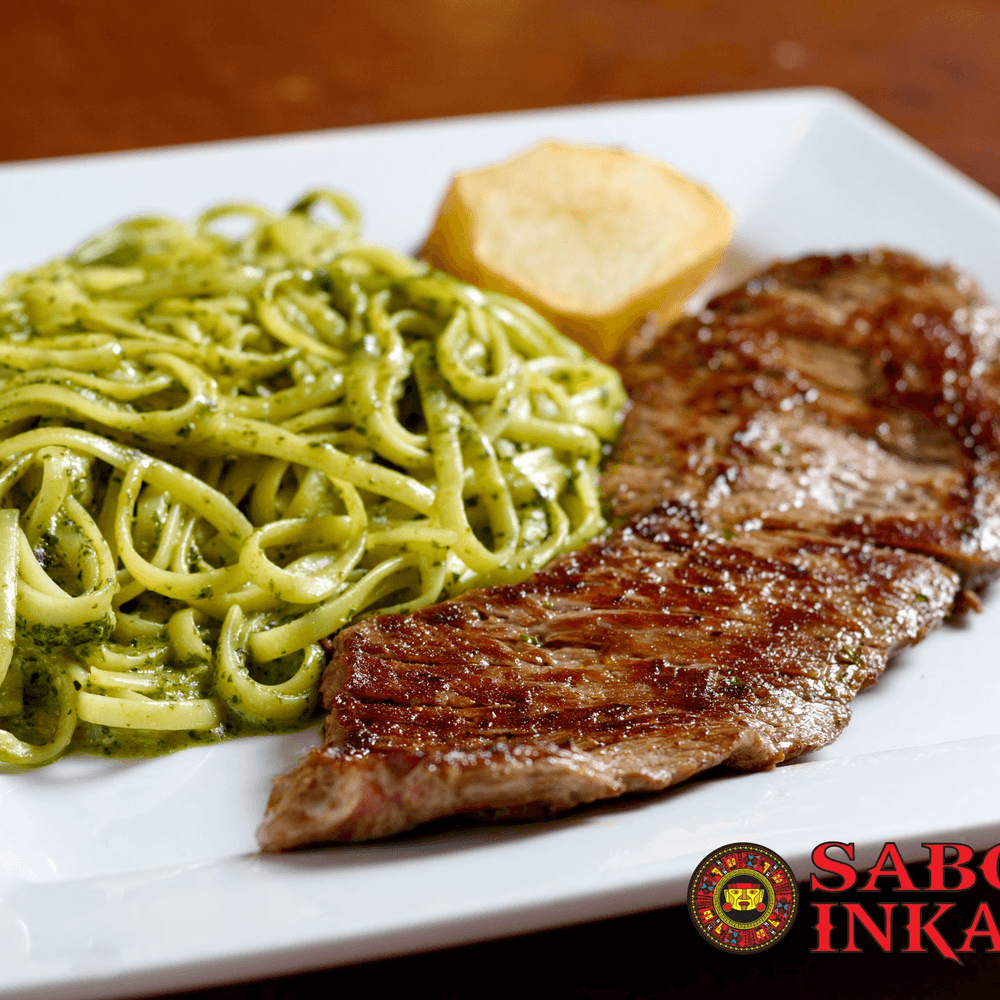 Tallarin Verde Con Churrasco