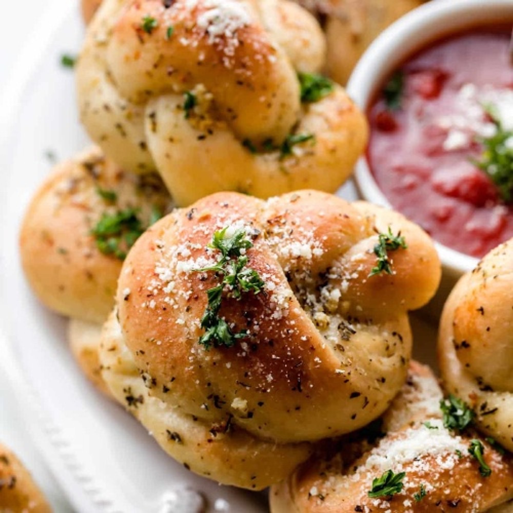 Garlic Knots (6)