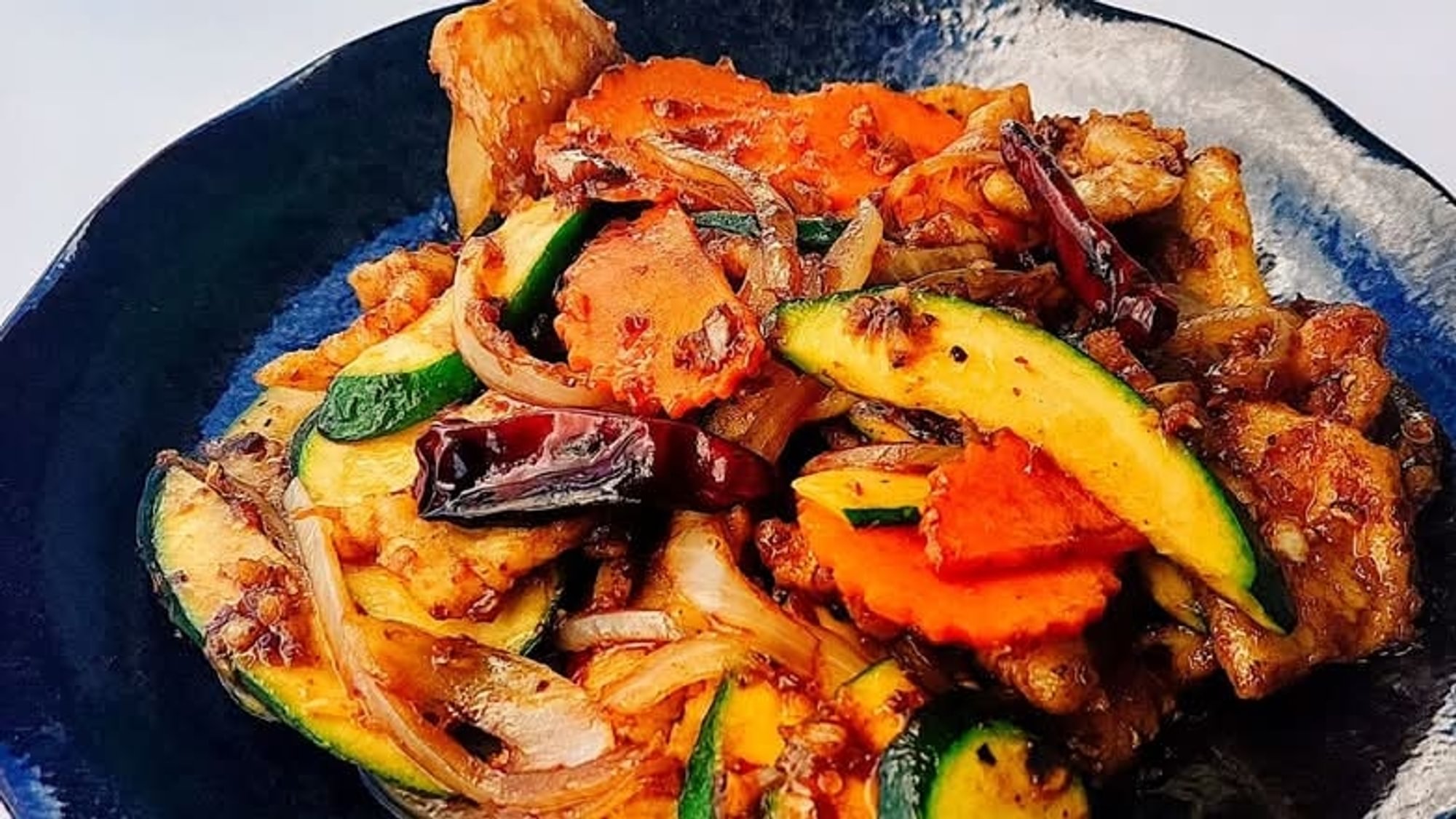 ES Szechuan (Chicken) ***