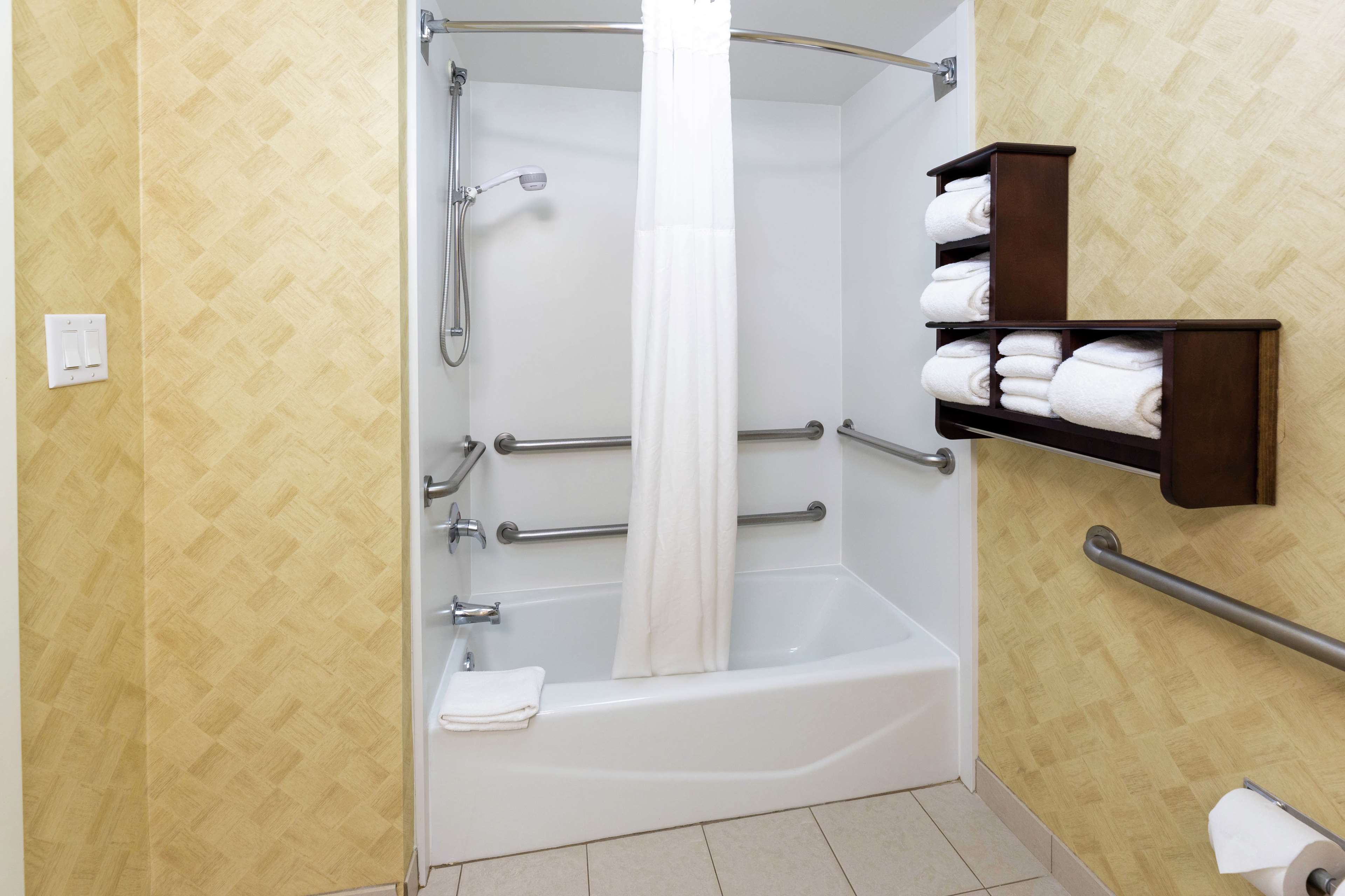 Hampton Inn & Suites Jacksonville Deerwood Park Photo