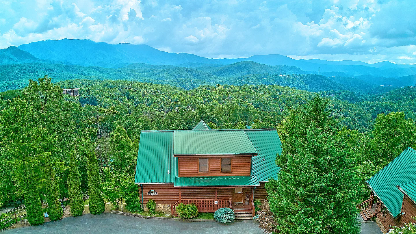 Majestic Point Lodge