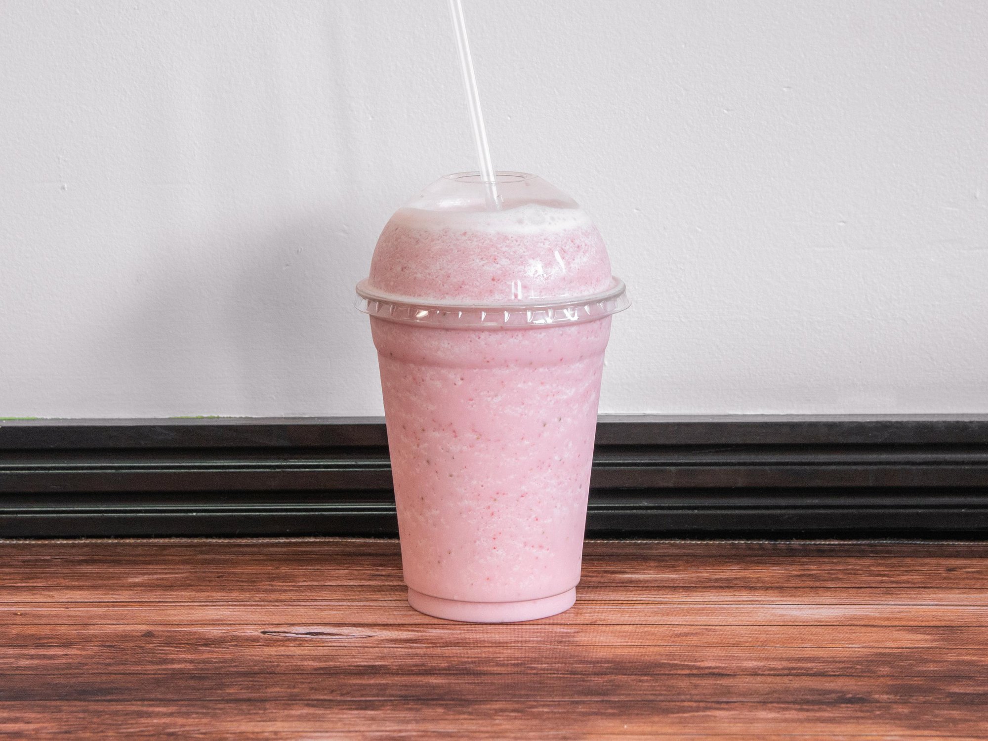 Strawberry Smoothie 16oz