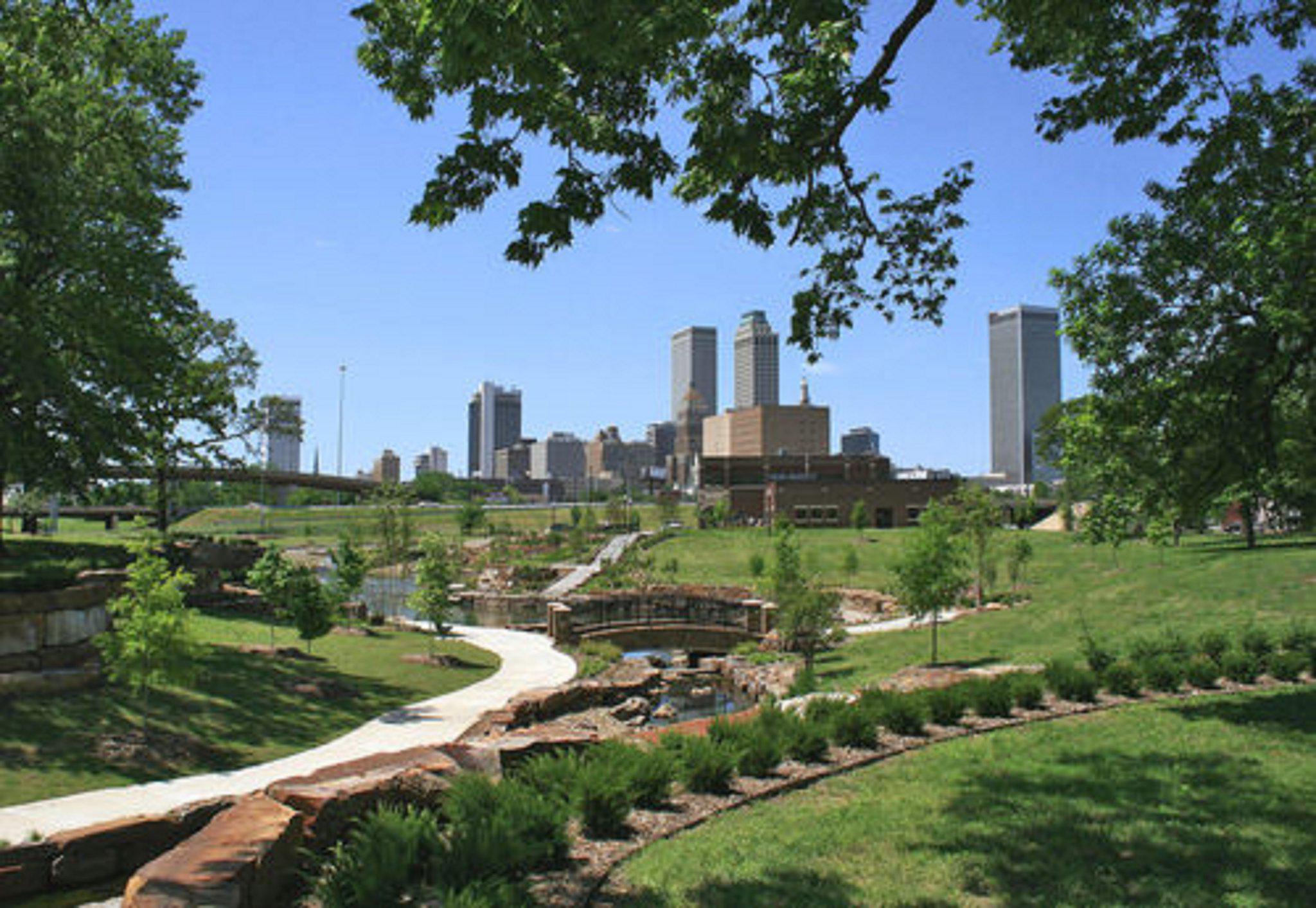 Holiday Inn Tulsa City Center Photo