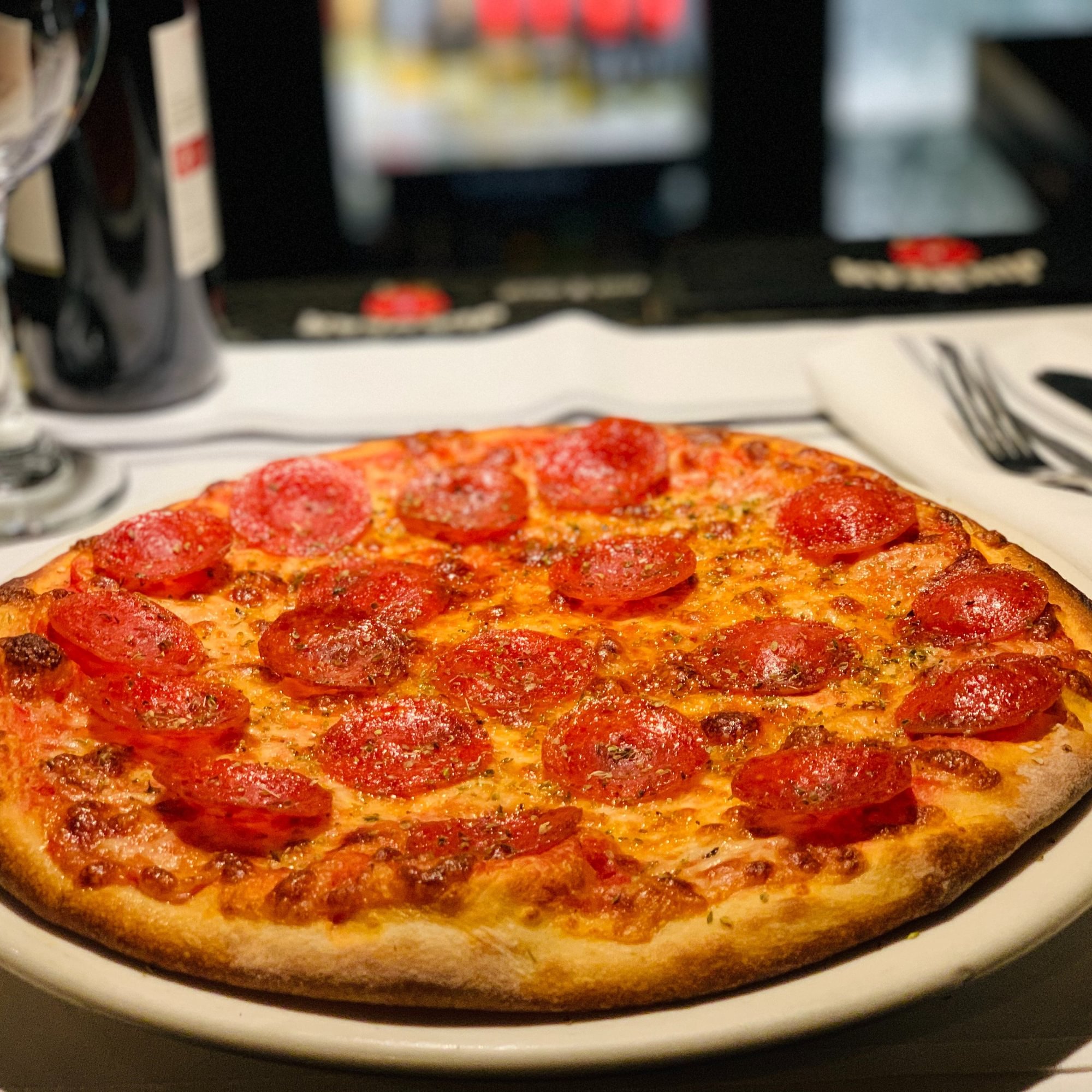 Pepperoni Pizza | 18"