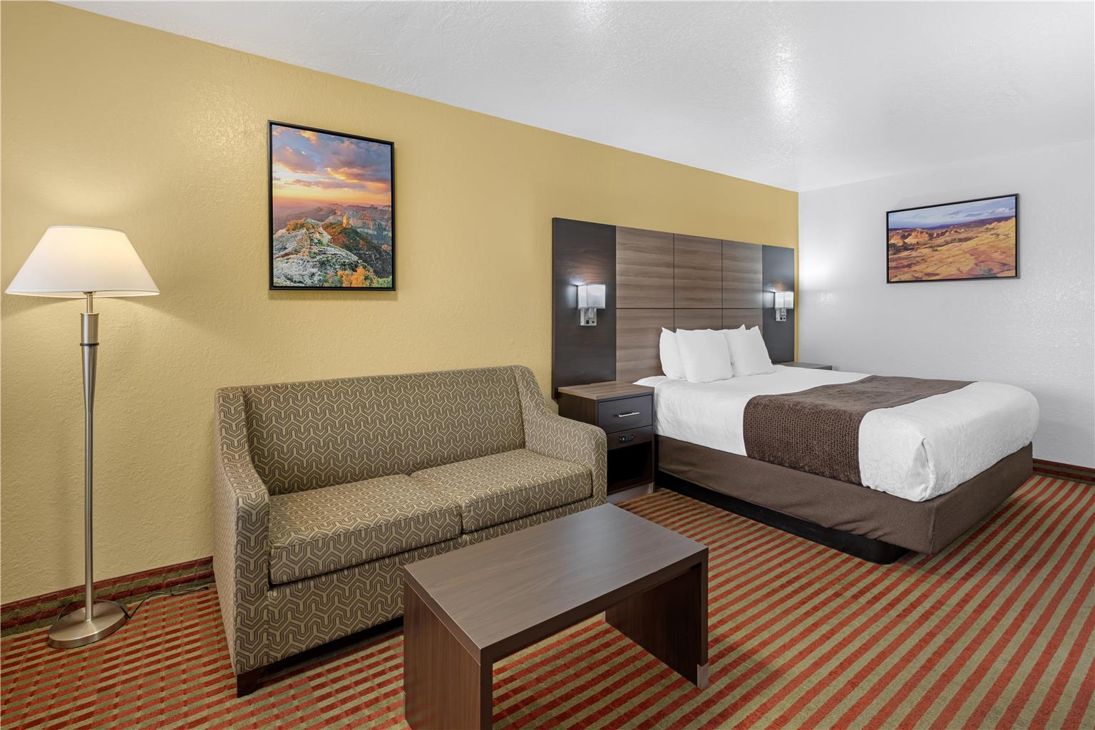 Best Western Santa Rosa Inn Image