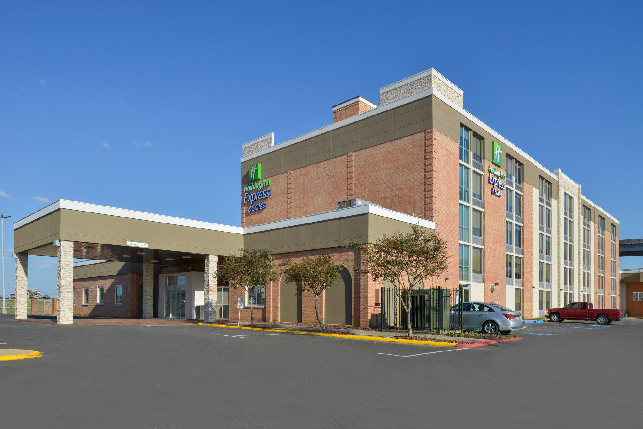 Holiday Inn Express & Suites Shreveport - Downtown Photo