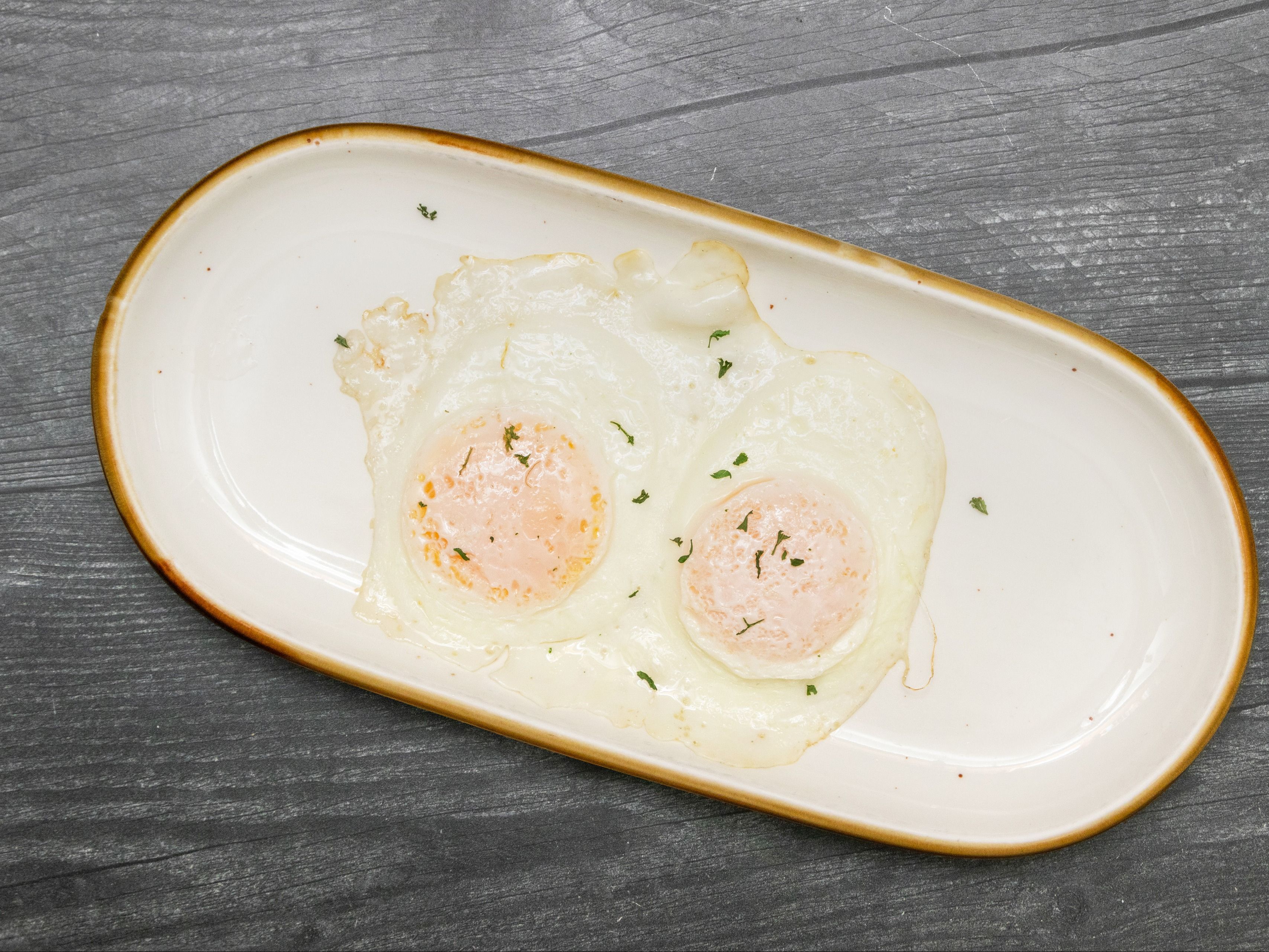 2 Eggs