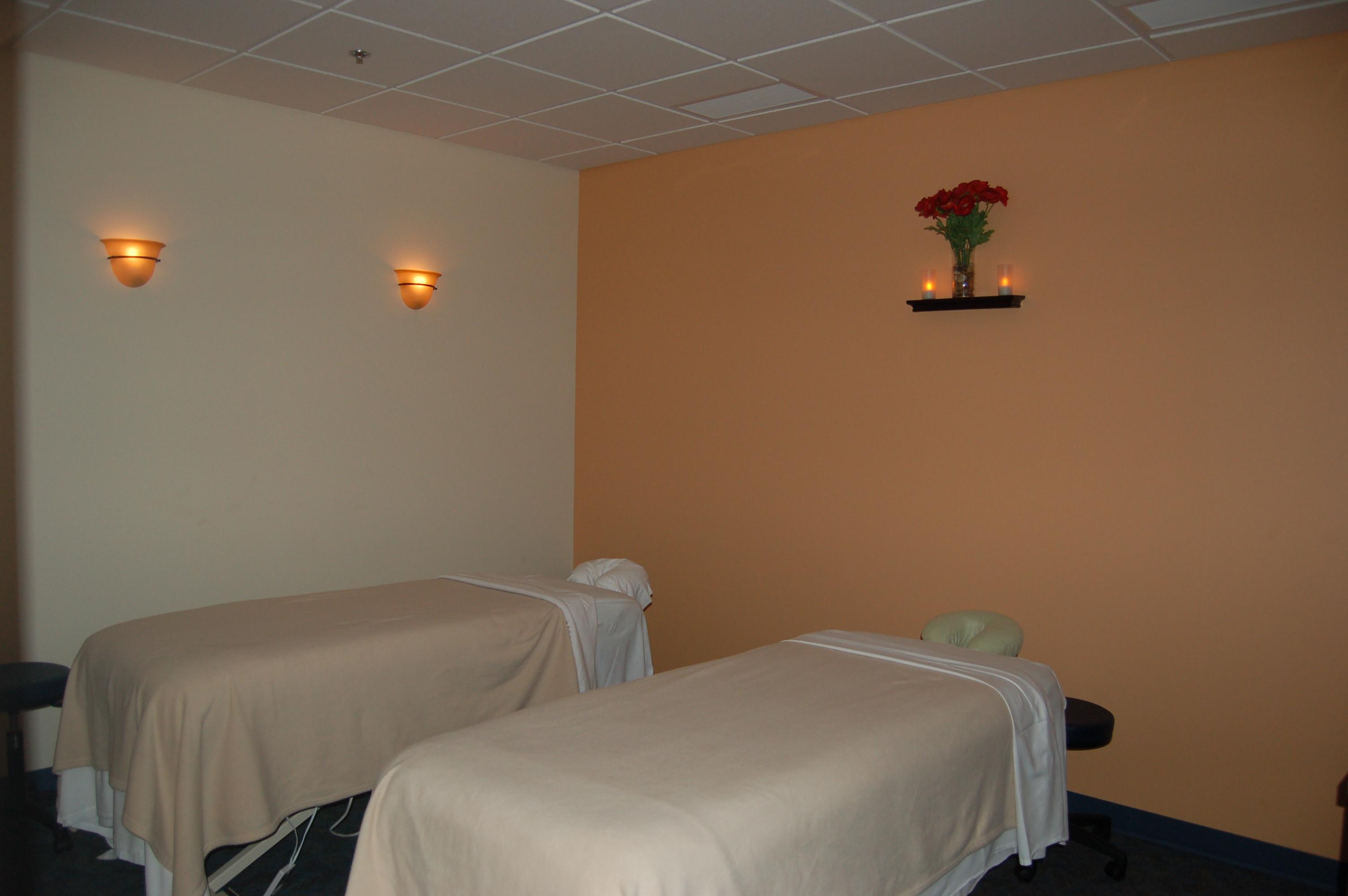 Hand & Stone Massage and Facial Spa Coupons Columbus OH ...