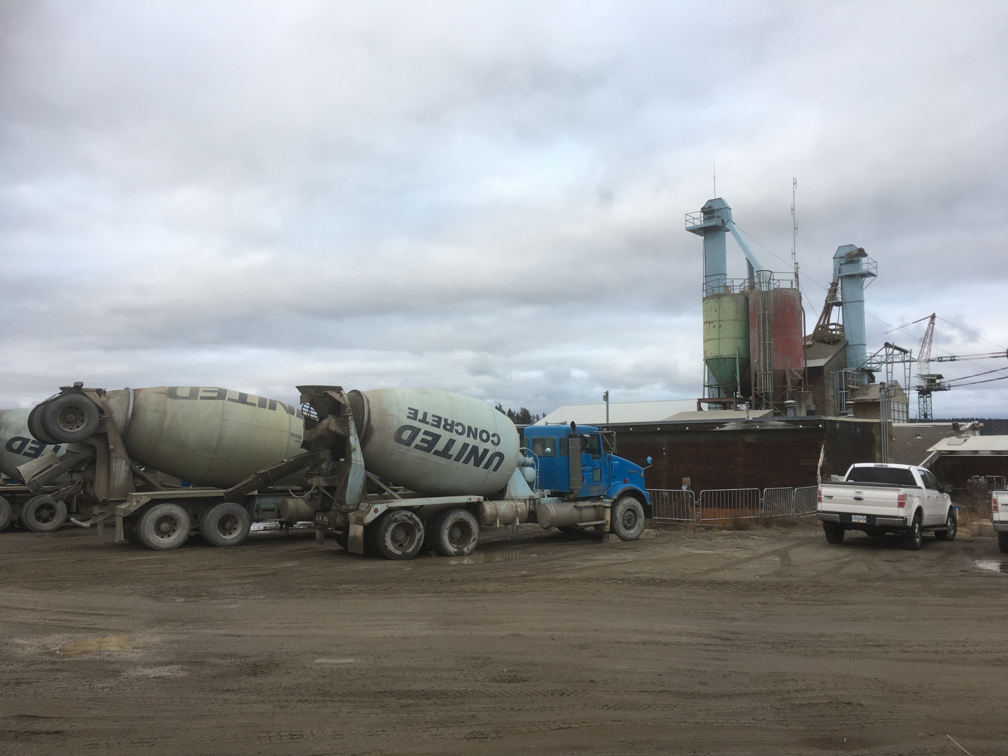 Images United Concrete & Gravel Ltd