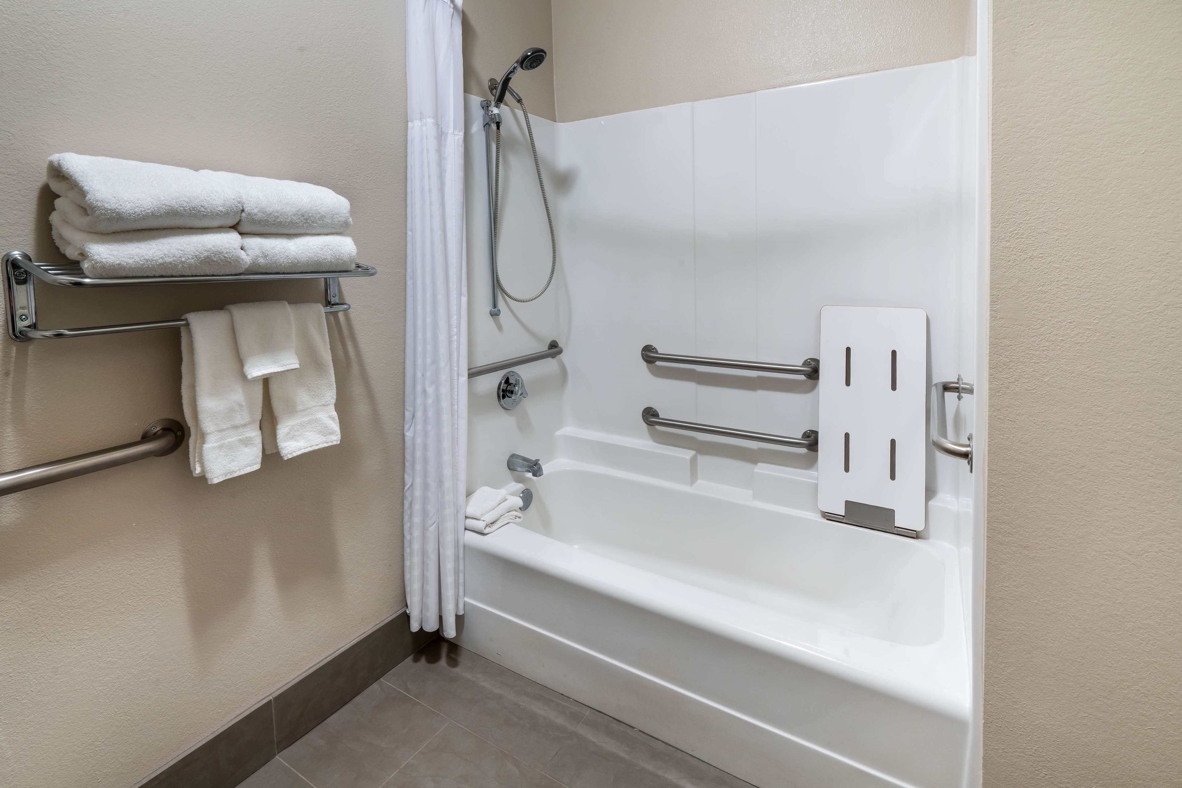 Mobility Accessible King Guest Bathroom