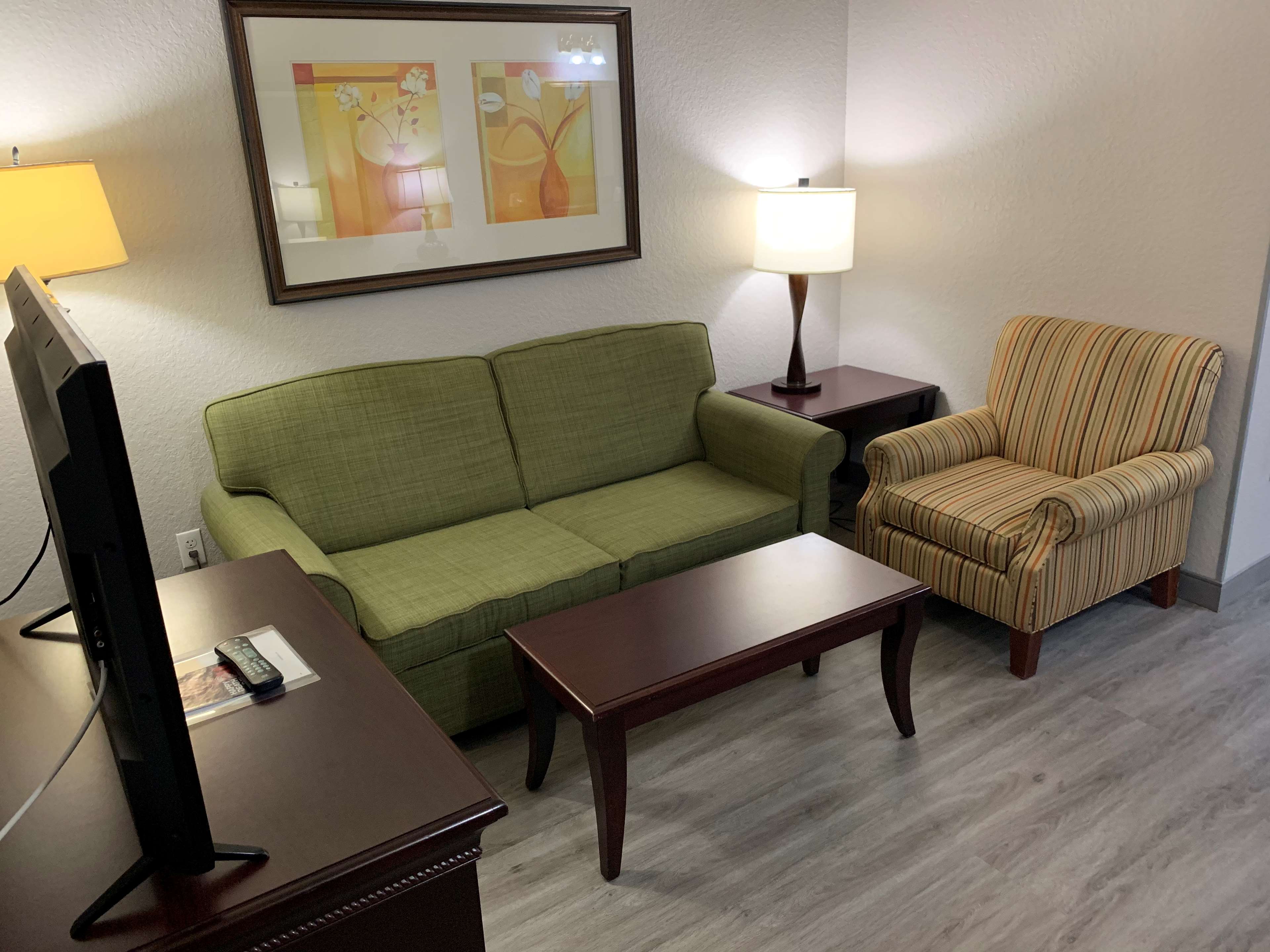 Country Inn & Suites by Radisson, Jacksonville West, FL Photo