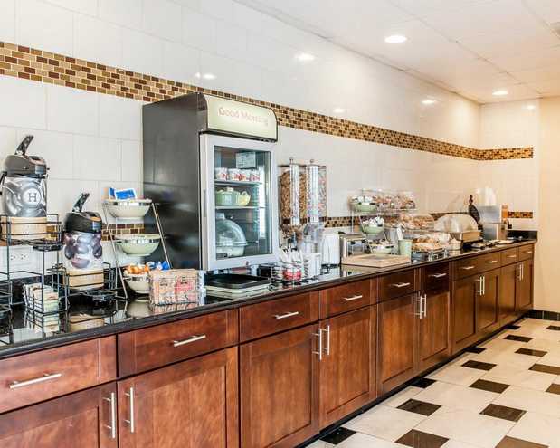Images Quality Inn & Suites