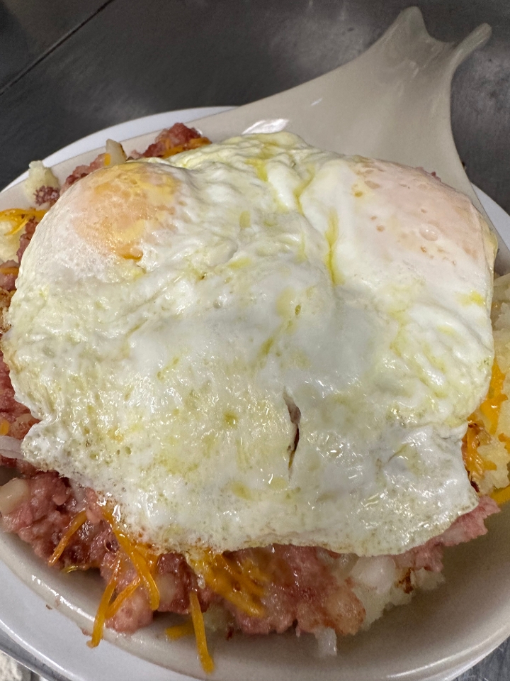 Corn Beef Hash Skillet