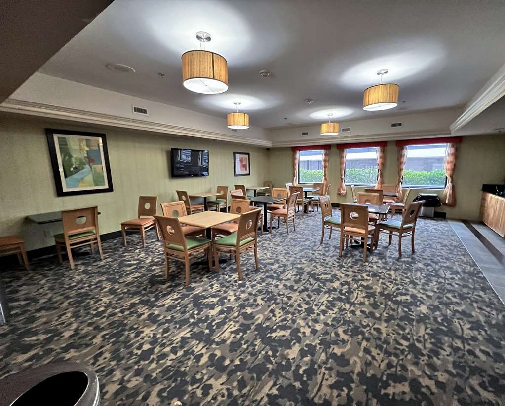 Best Western Plus Glen Allen Inn Image
