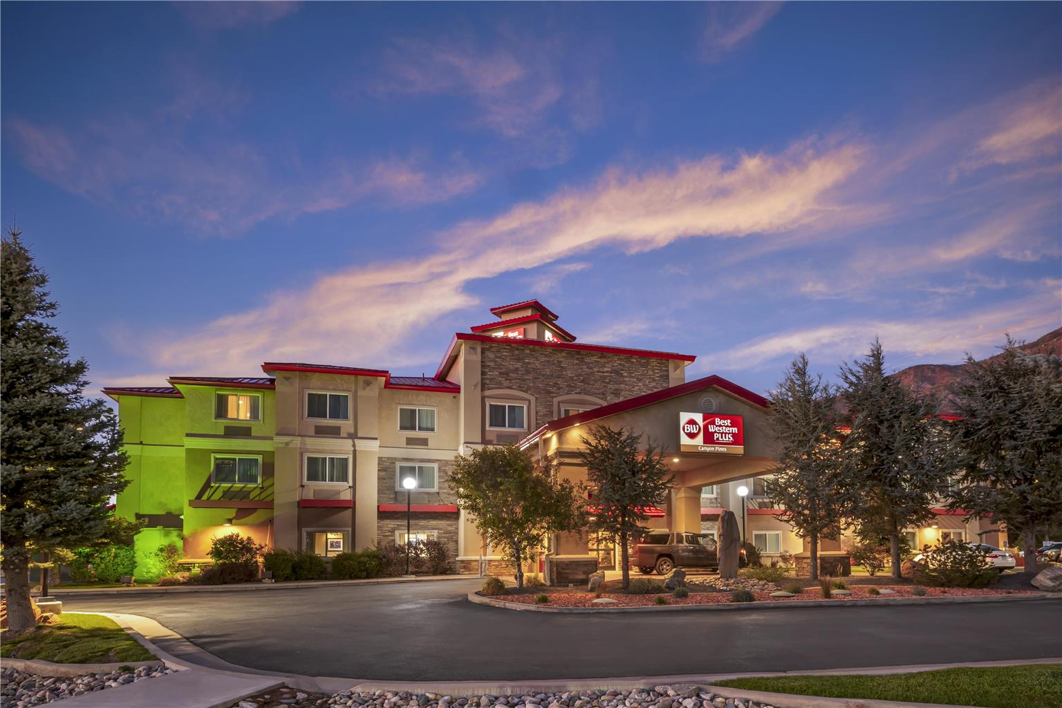 Best Western Plus Canyon Pines Image