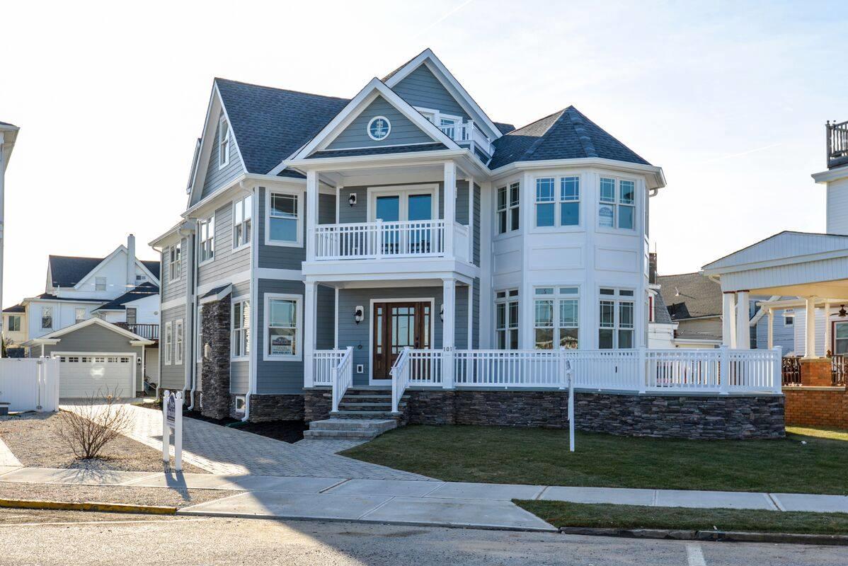 Shore Home Builders Logo