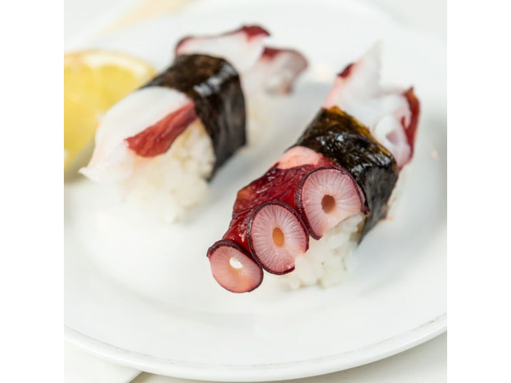 Tako Nigiri (Octopus)