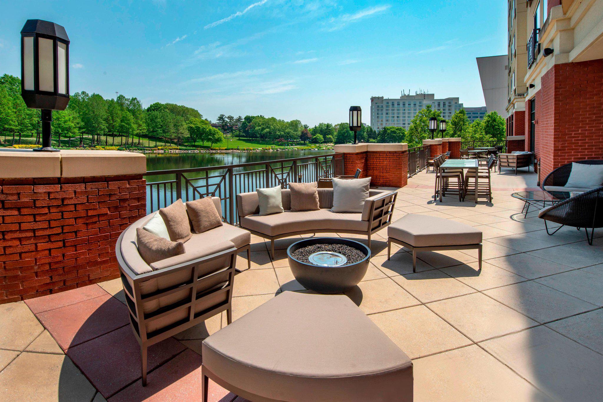 Courtyard by Marriott Gaithersburg Washingtonian Center Photo