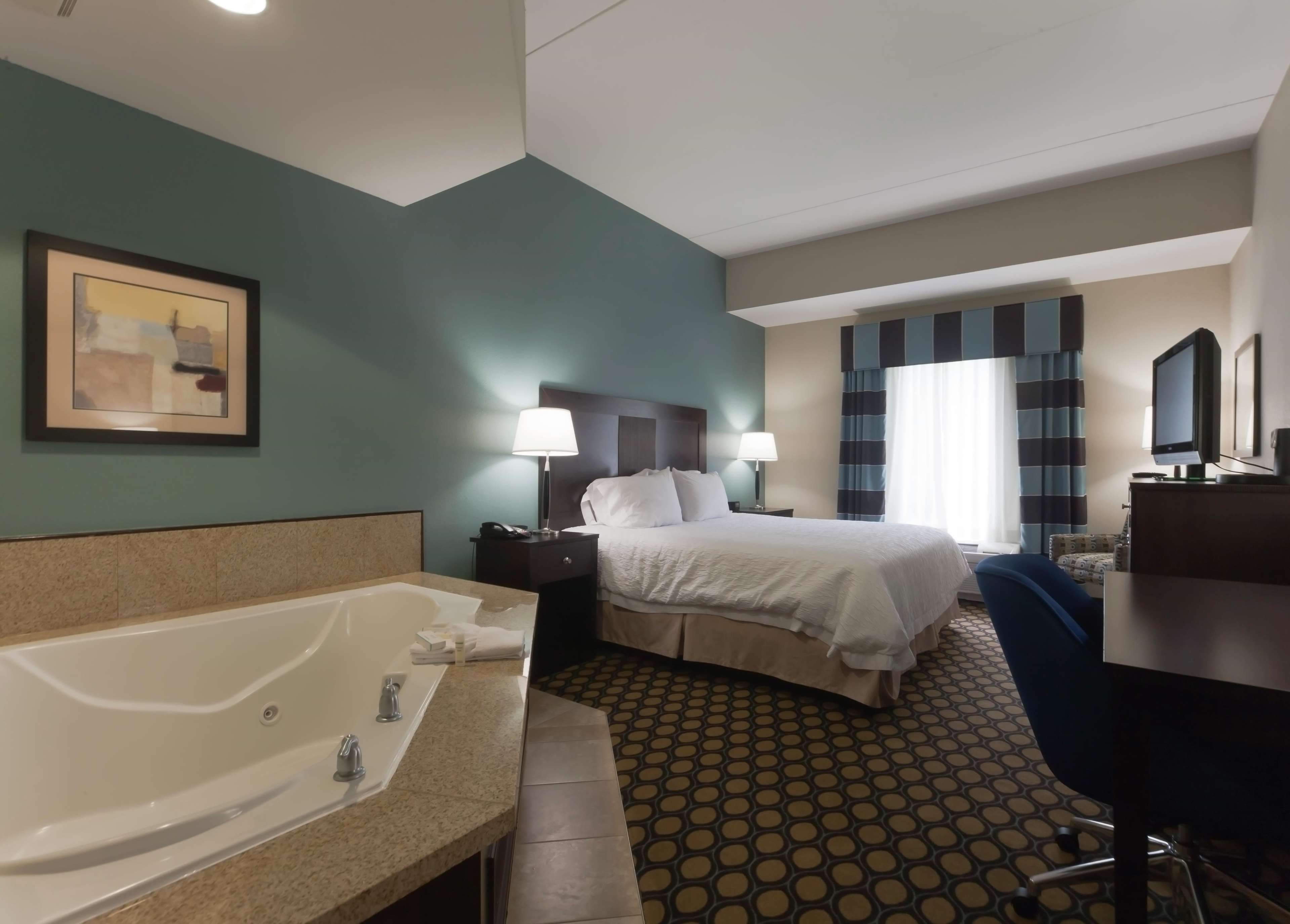 Hampton Inn North Brunswick/New Brunswick Photo