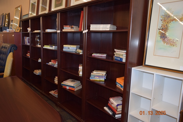 The Benefit Store, Inc: Office Furniture Image