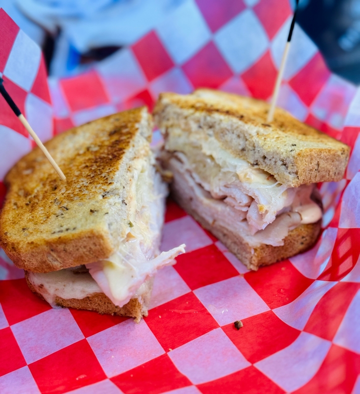 Turkey Reuben*