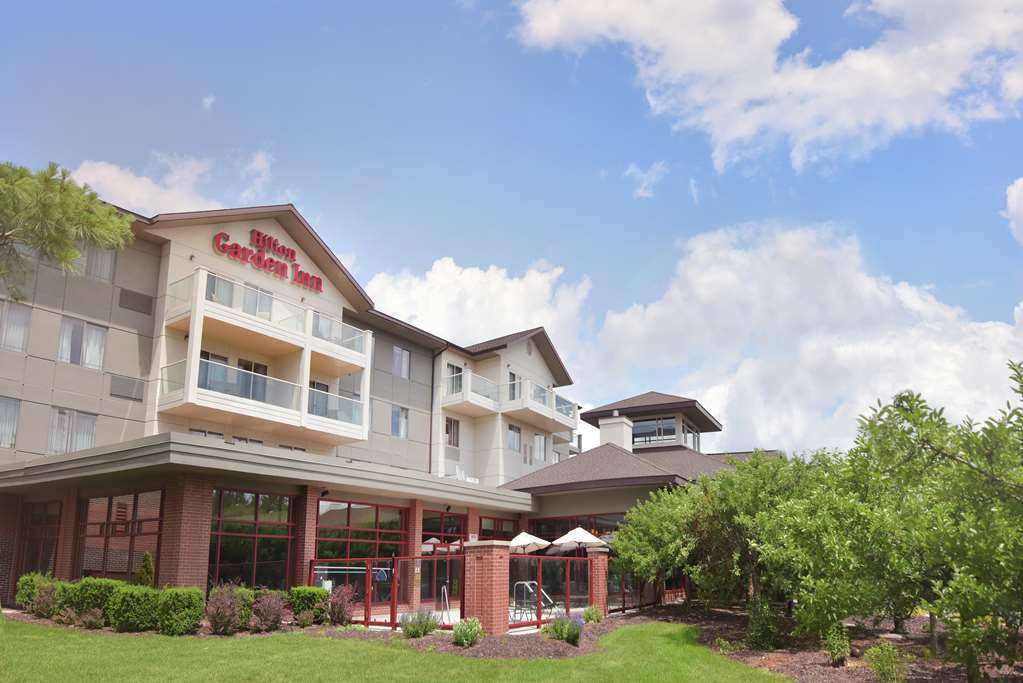 Hilton Garden Inn Wisconsin Dells Logo