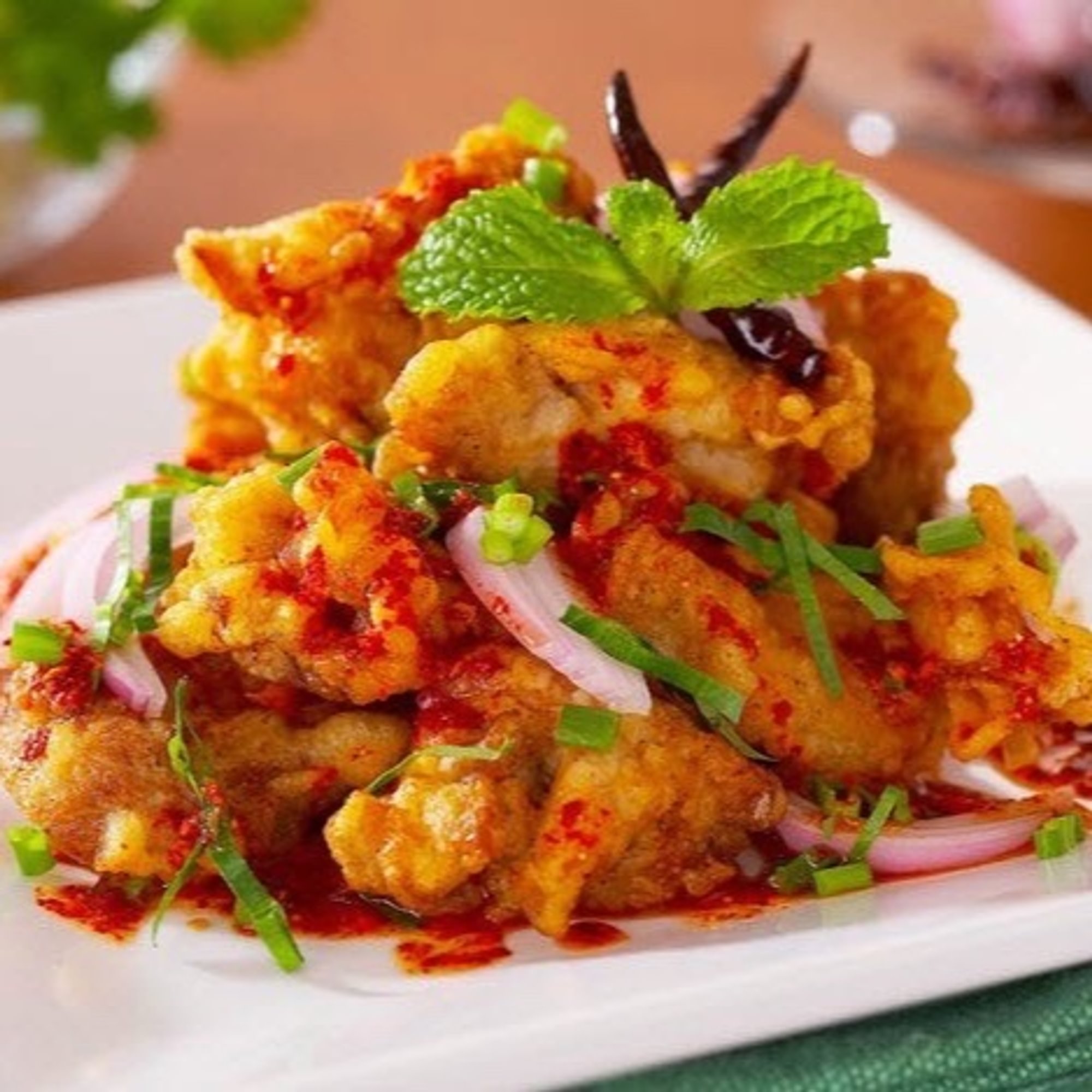 B9.Spicy Chicken Cracker Salad