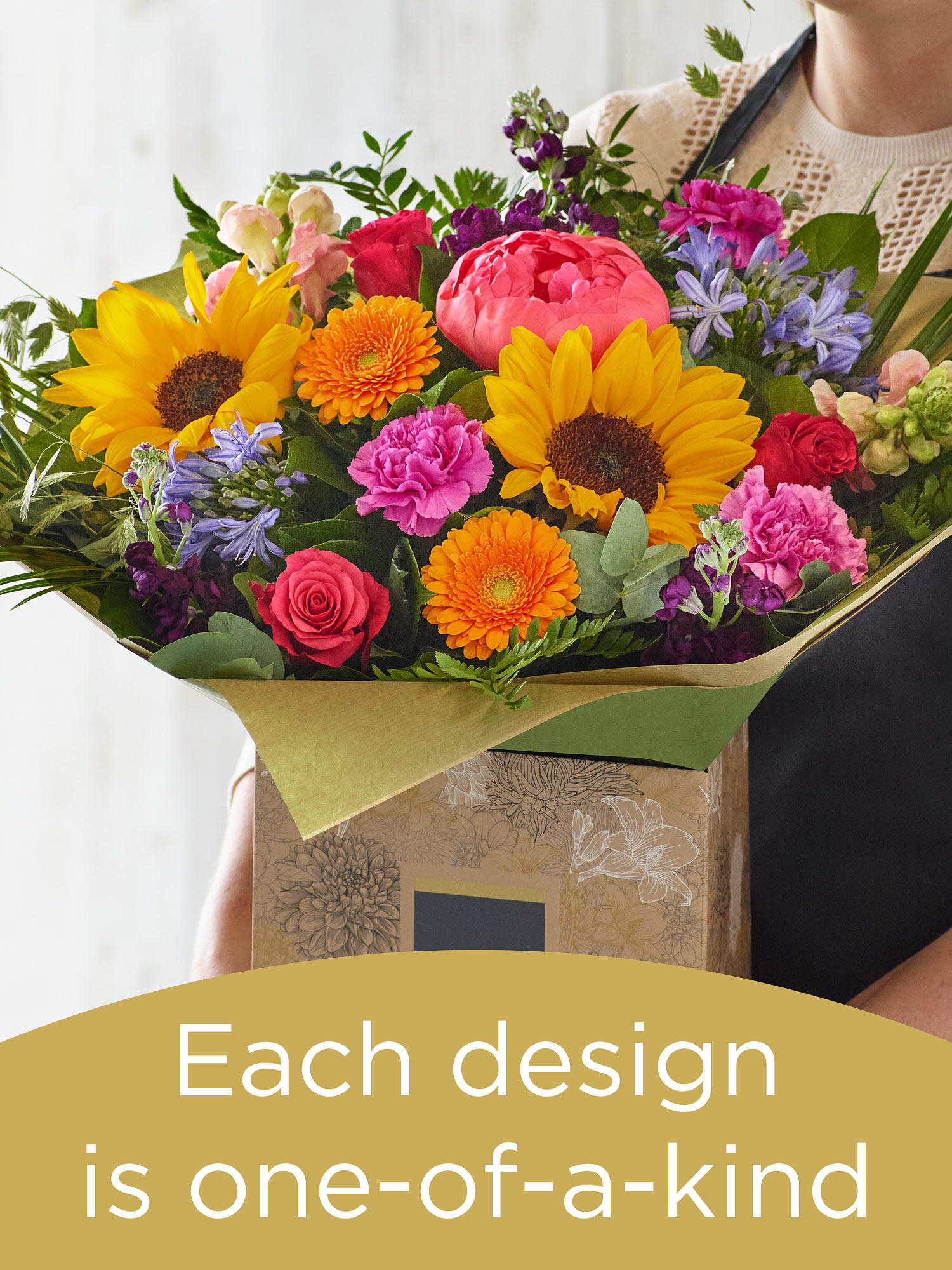 Summer hand-tied bouquet with the finest flowers