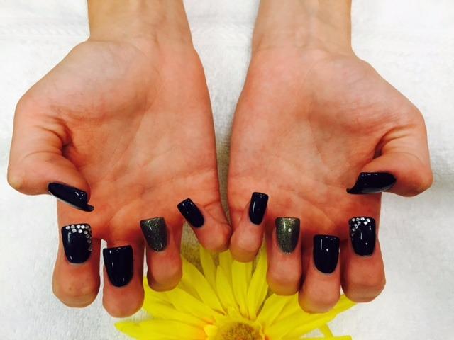 TL Nails & Spa image