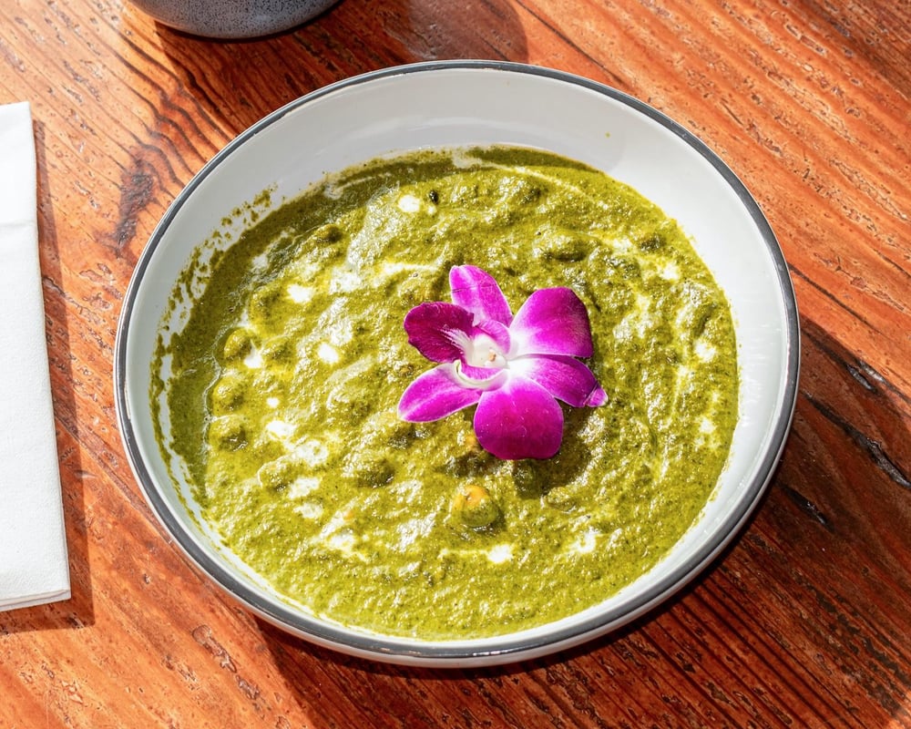 Saag Channa