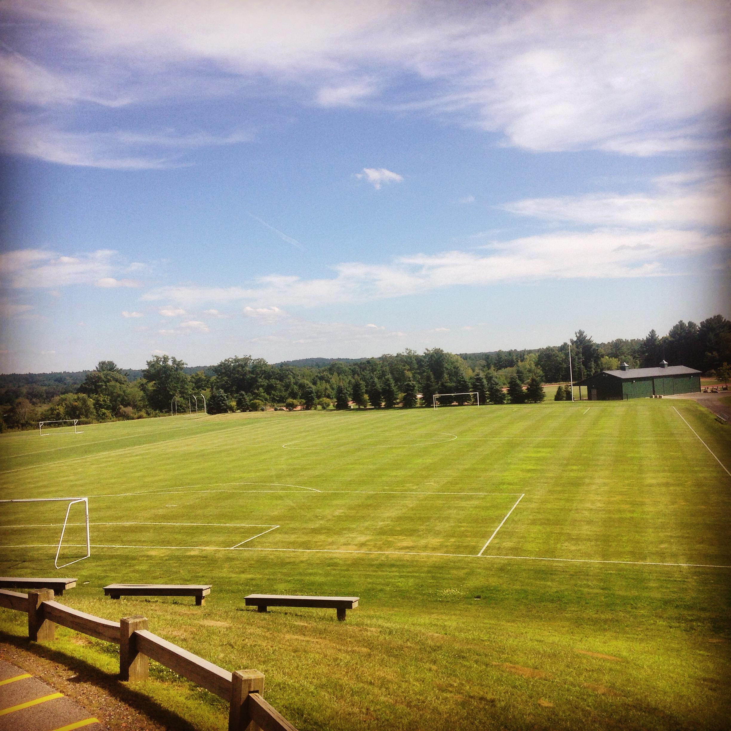 Oak Hills Landscape and Design LLC Logo