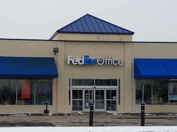 Images FedEx Office Print & Ship Center